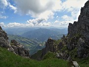 34 Canalone a precipizio sulla Val del Riso